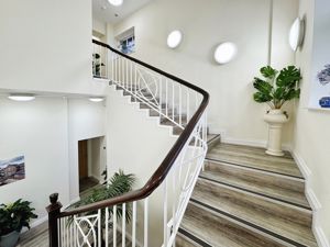 Photo 9- click for photo gallery